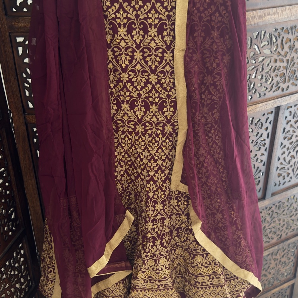 Brand New Designer Heavy Embroidered Maroon And Gold Aditi Rao Hayadari Lehenga View 2